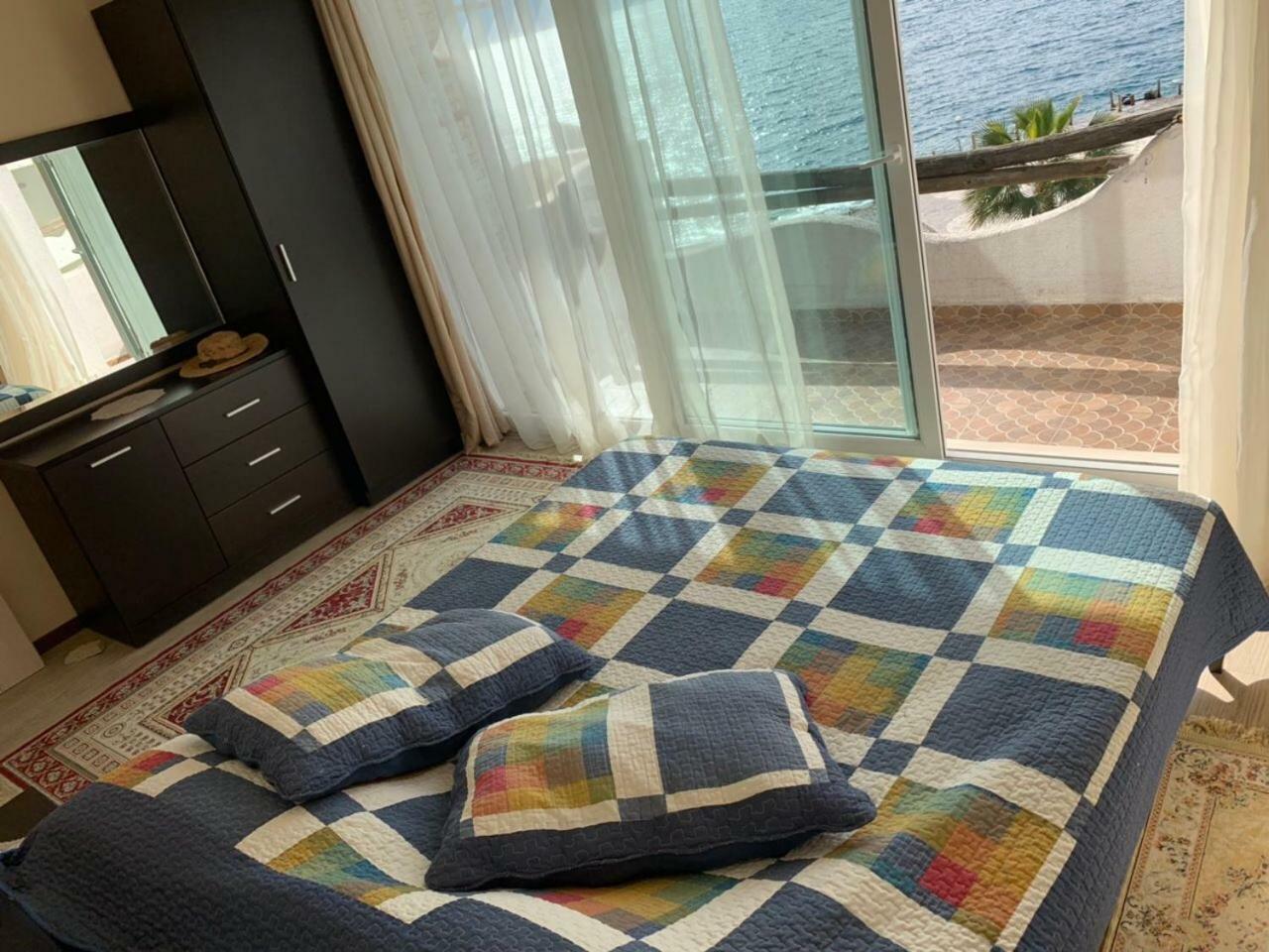 Bougainville Bay Resort - Villa 11 Sarandë Eksteriør billede